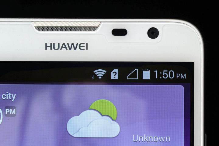 Huawei Ascend Mate 2 top left screen