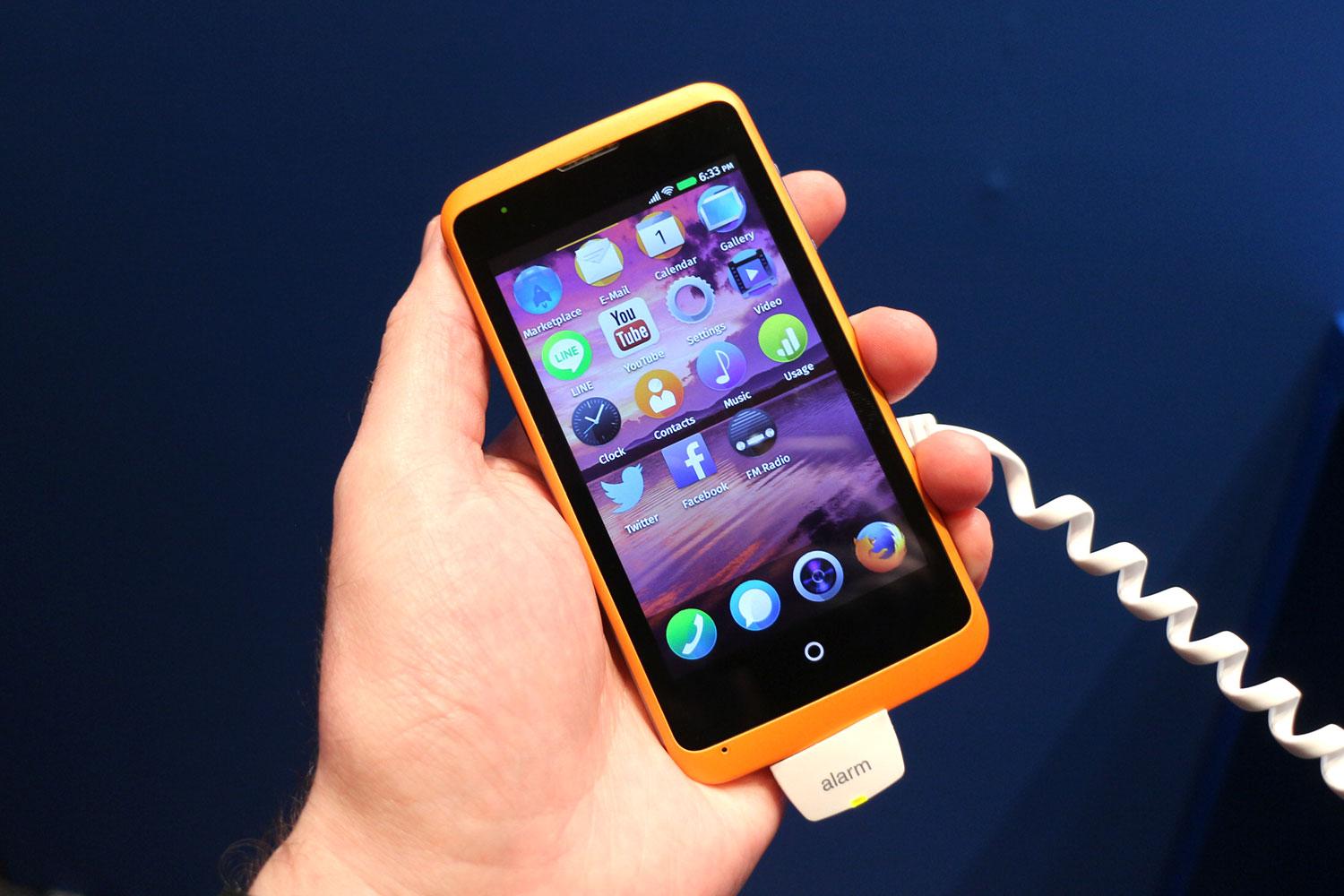 Alcatel OneTouch Fire Firefox OS home angle 2
