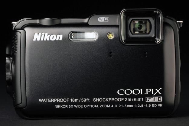 Nikon Coolpix AW120 front