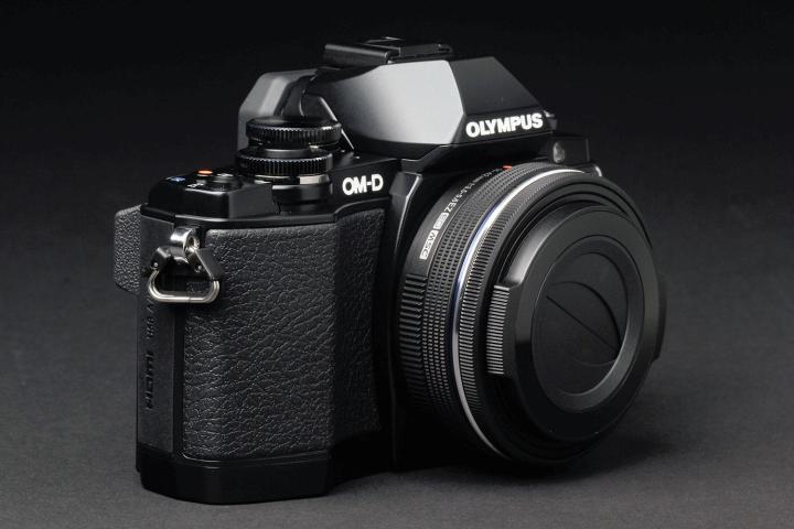 Olympus OM D E M10 front angle 4