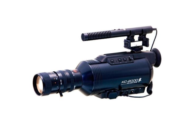 komamura falcon eye kc 2000 first handheld full color night vision camcorder 1