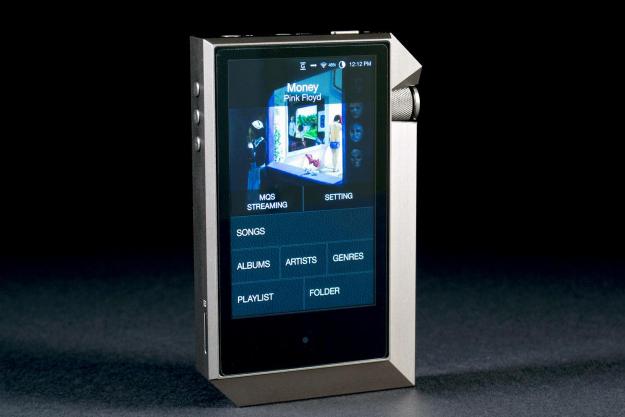 Astell & Kern AK240 front angle screen