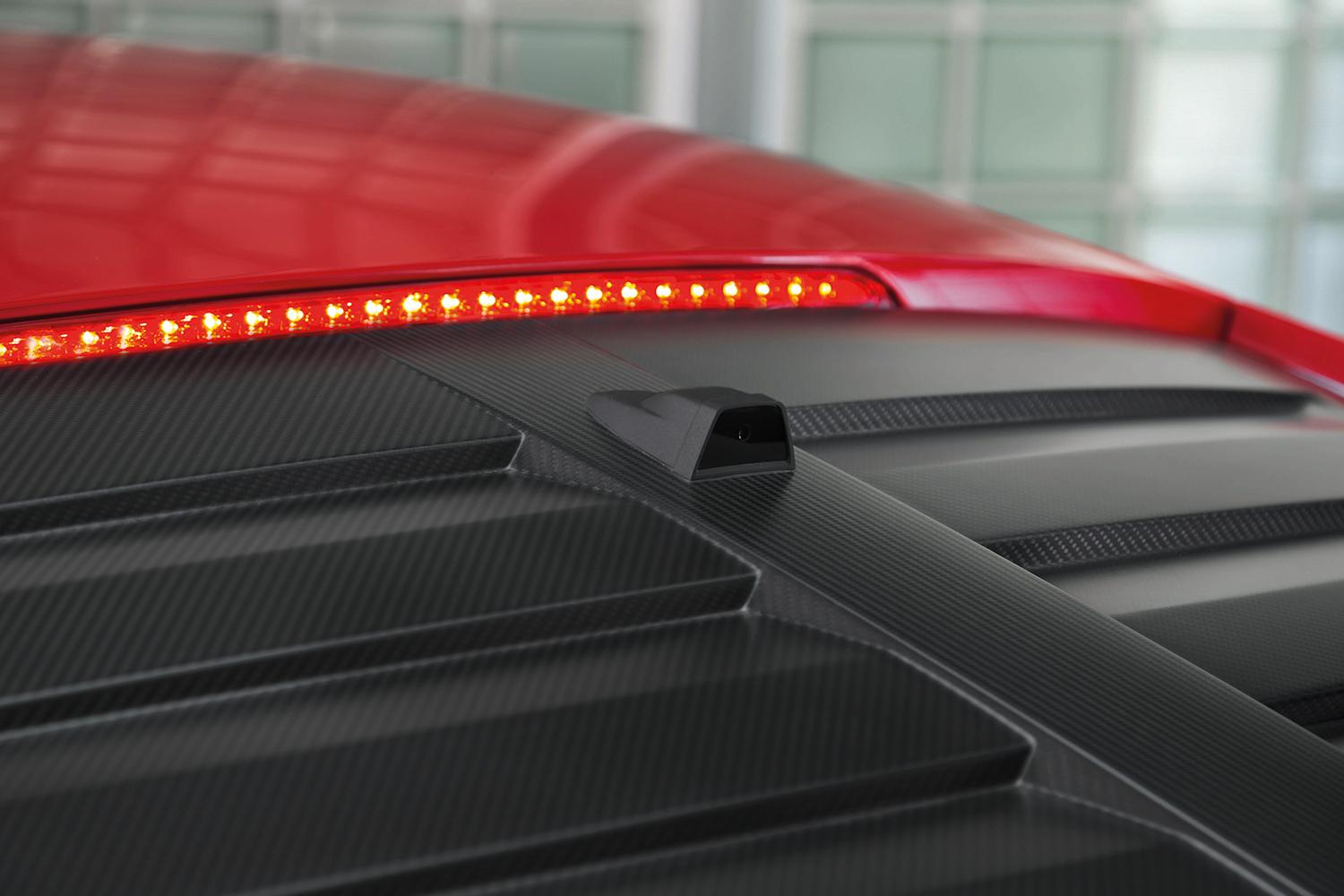 Audi R8 e_tron rear vent macro