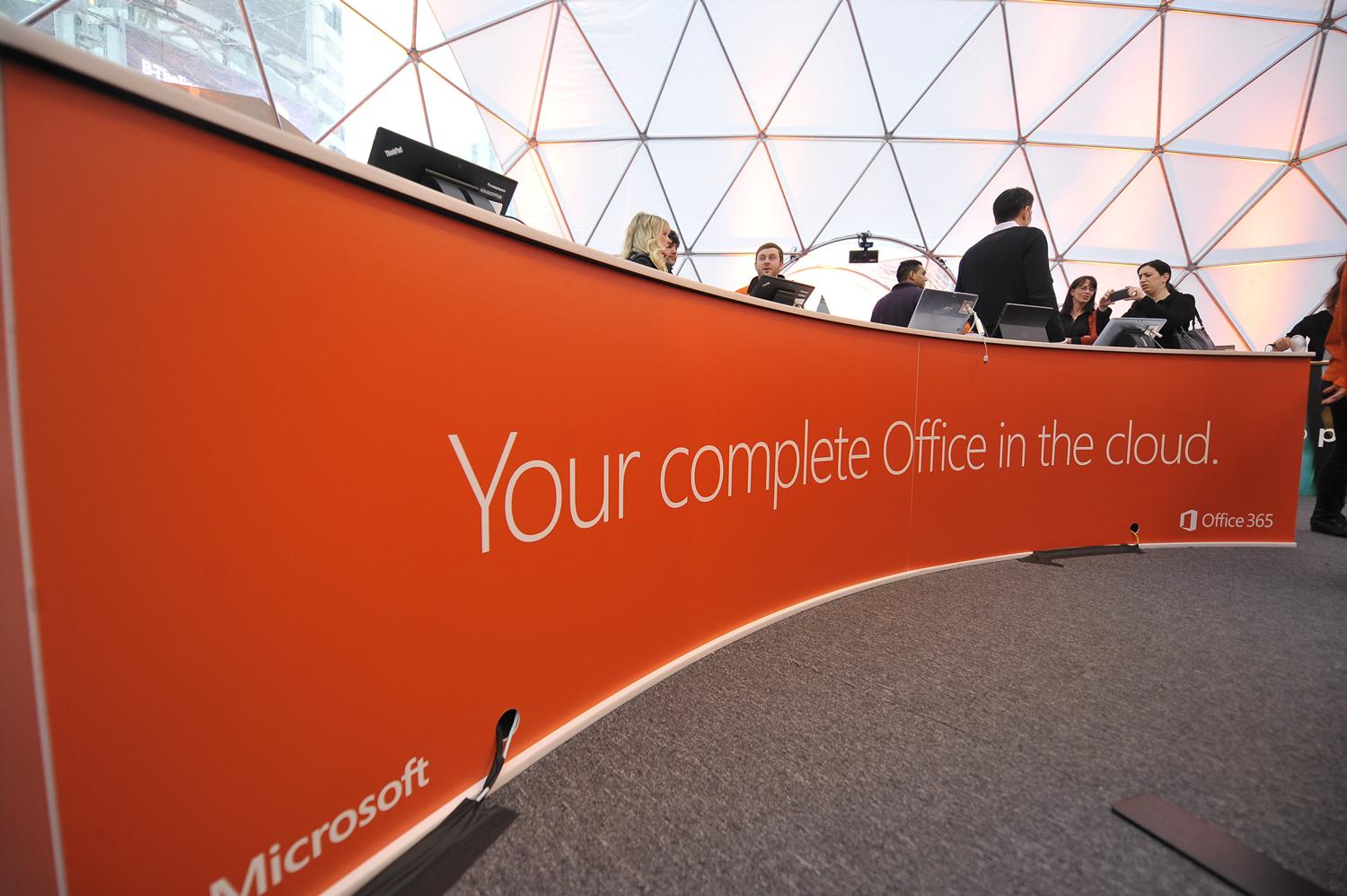 microsoft now offering 400 worth services 199 office 365