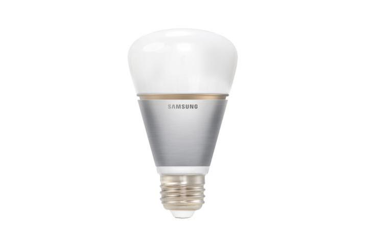 samsung gets lighting game announces new line smart bulbs light bulb 2