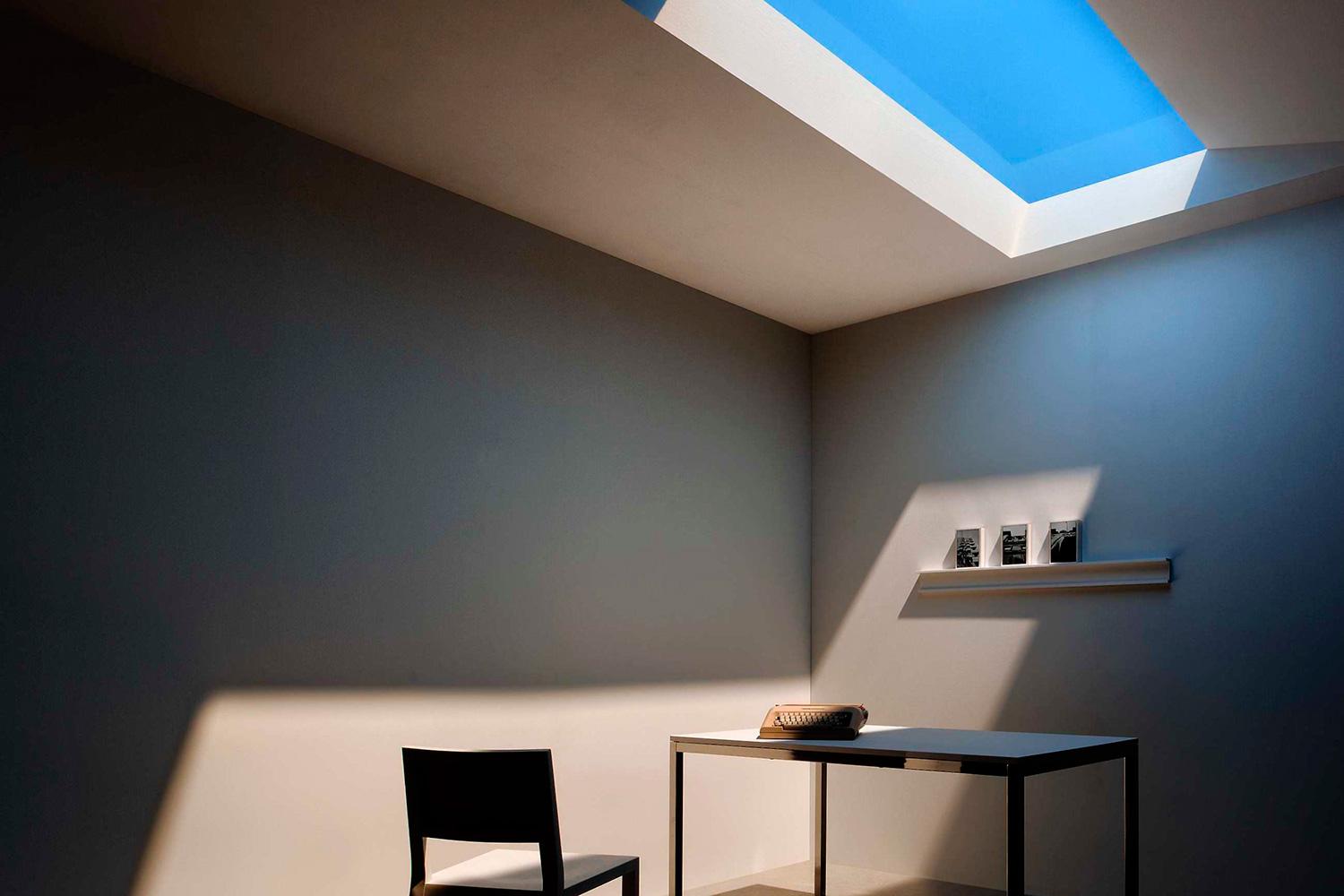 The LED sun: artificial sunlight mimics natural light