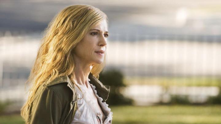 holly hunter two others set role zack snyders man steel sequel