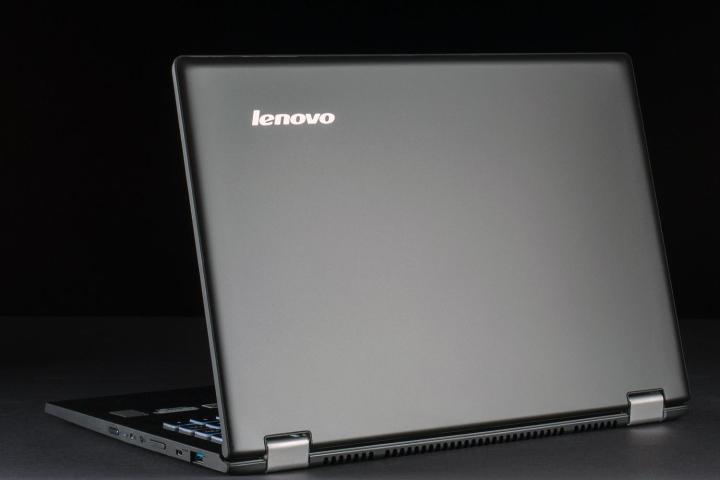 Lenovo Yoga 13 review lid open