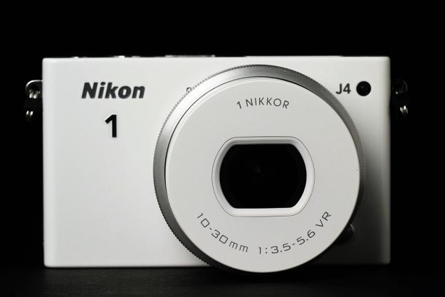 Nikon 1 J4