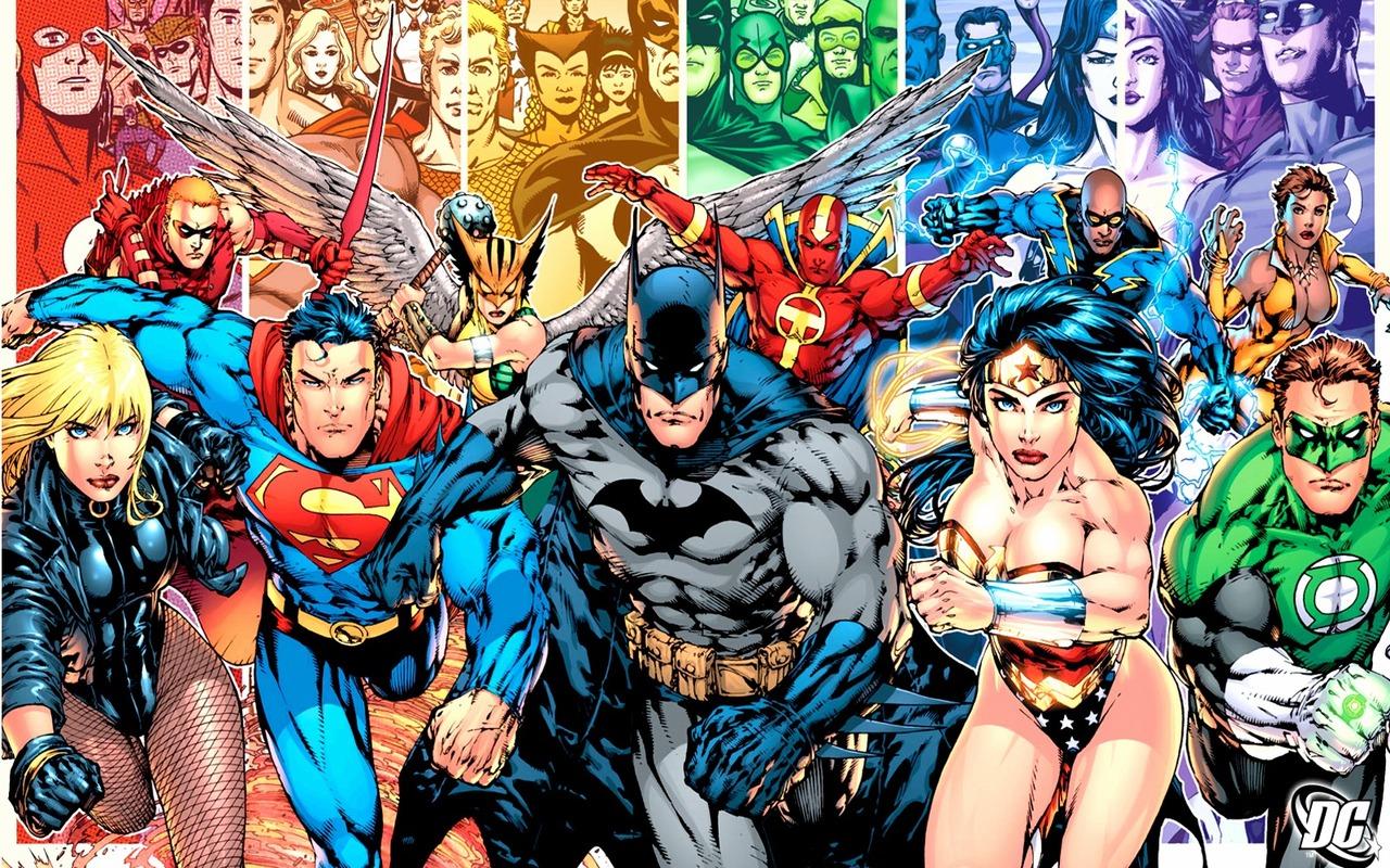warner bros rumored wonder woman flash green lantern movies planned batman v superman dc comics universe