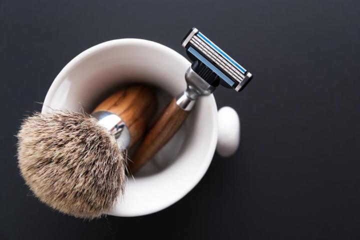 keep razor blade sharp year clever kickstarter device shaving