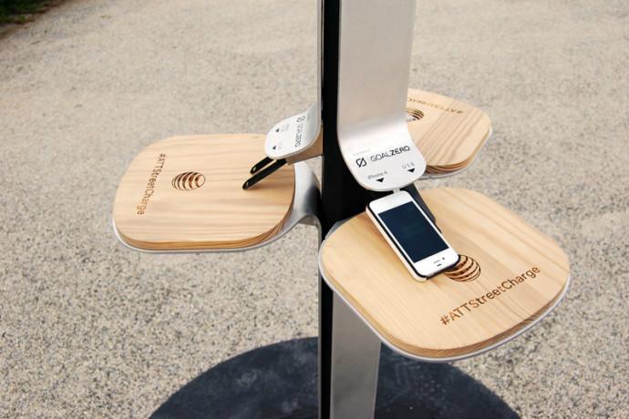 att plans add solar phone charging stations throughout nyc attstreetcharge