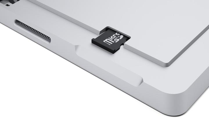 Microsoft Surface Pro 3 micro SD card reader