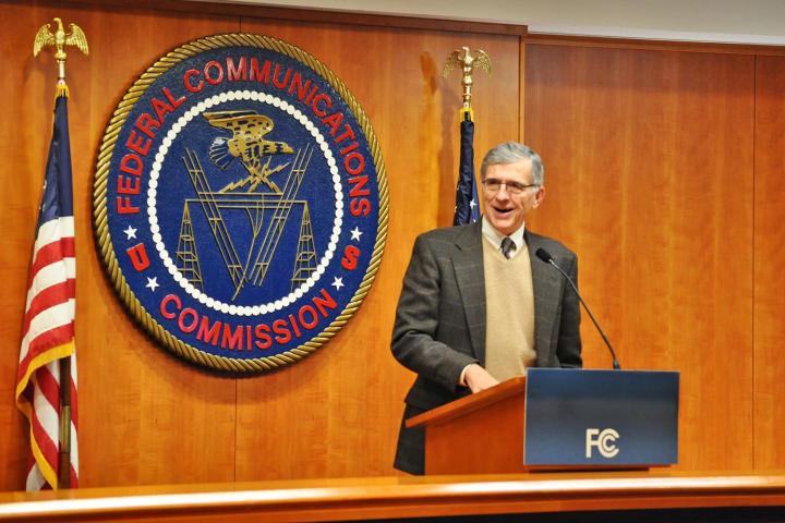 fcc and isps battle over data collection tom wheeler