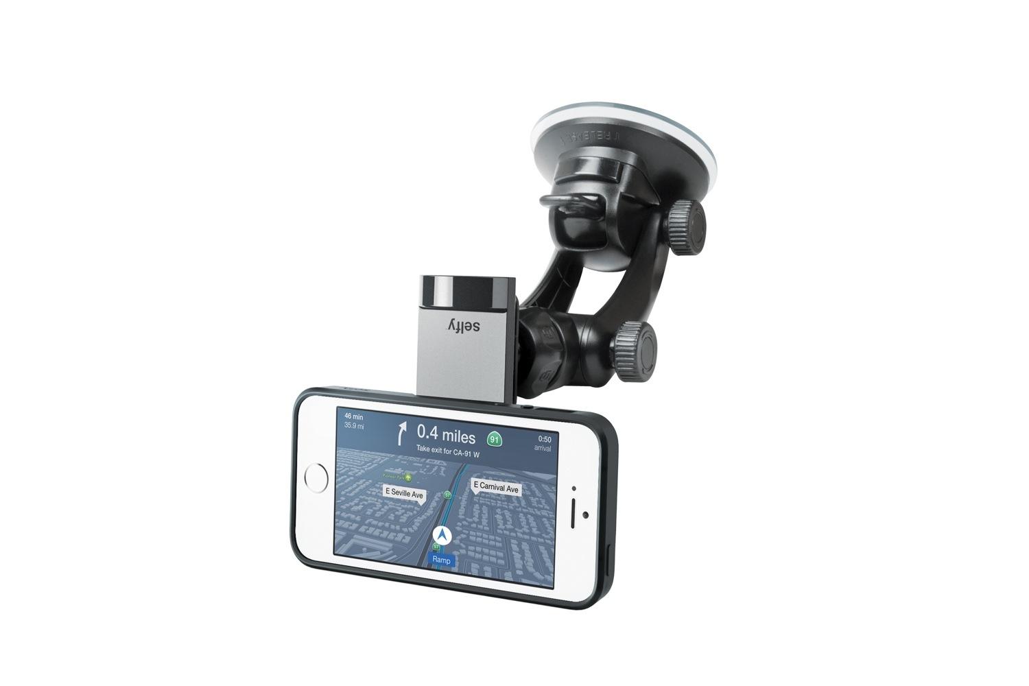 iluv smartphone case with built in remote shutter designed for the selfie obsessed selfy car mount