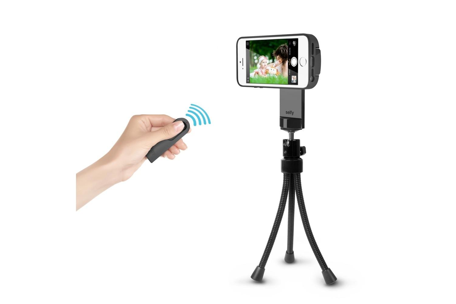 iluv smartphone case with built in remote shutter designed for the selfie obsessed selfy tripod