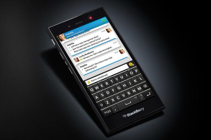 blackberry launches z3 jakarta edition smartphone for indonesia