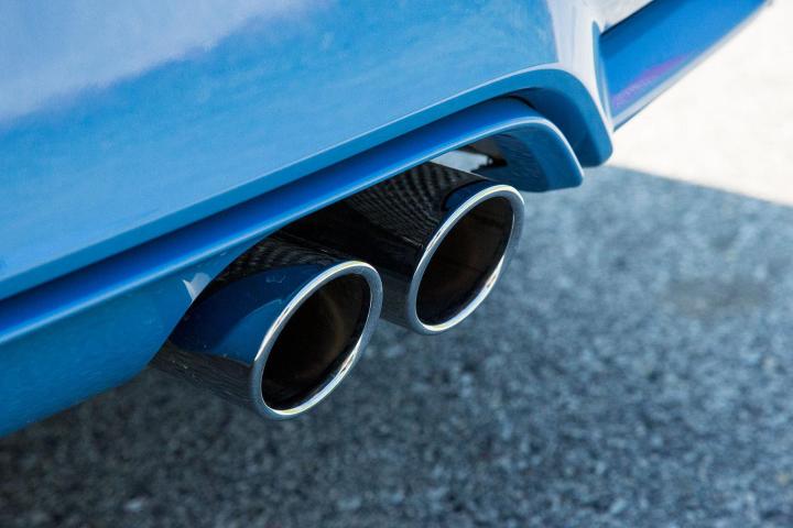 2015 BMW M4 exhaust
