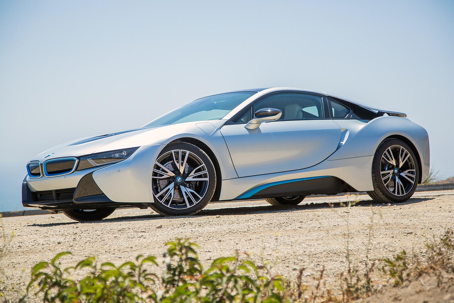 2015 BMW i8 Coupe - Front