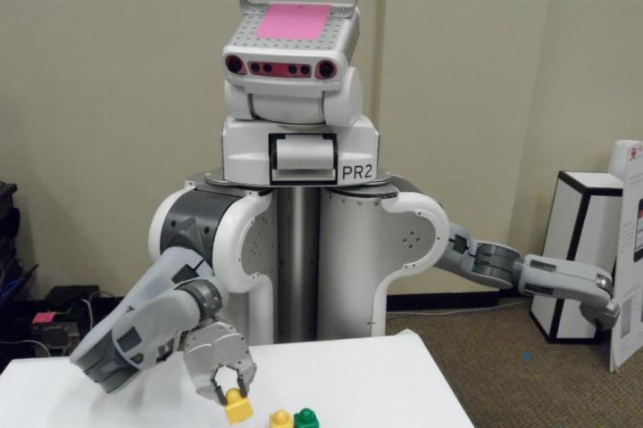 robots learn faster crowdsourcing information