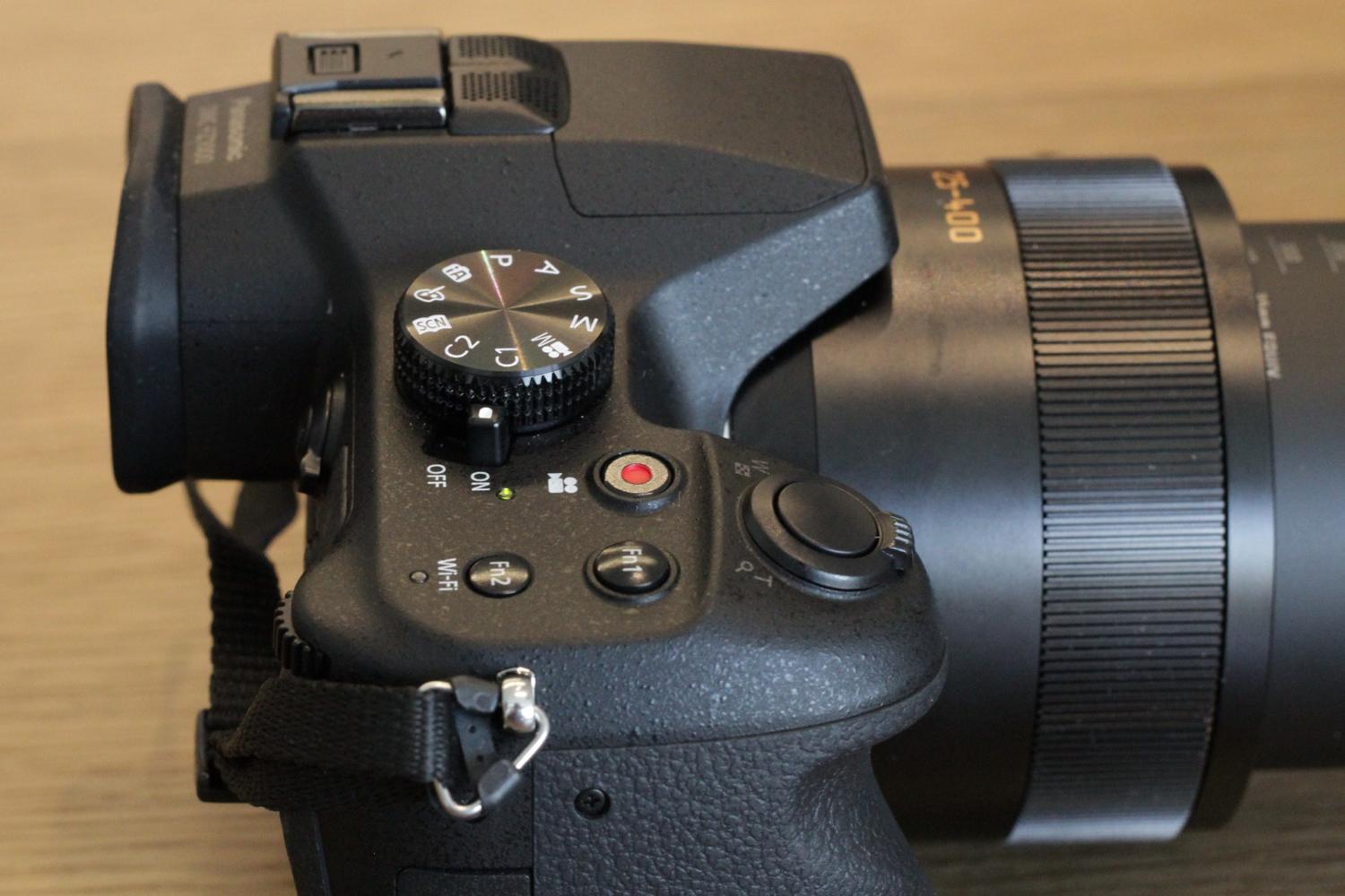 panasonic introduces 4k capable lumix fz1000 bridge camera img 1300