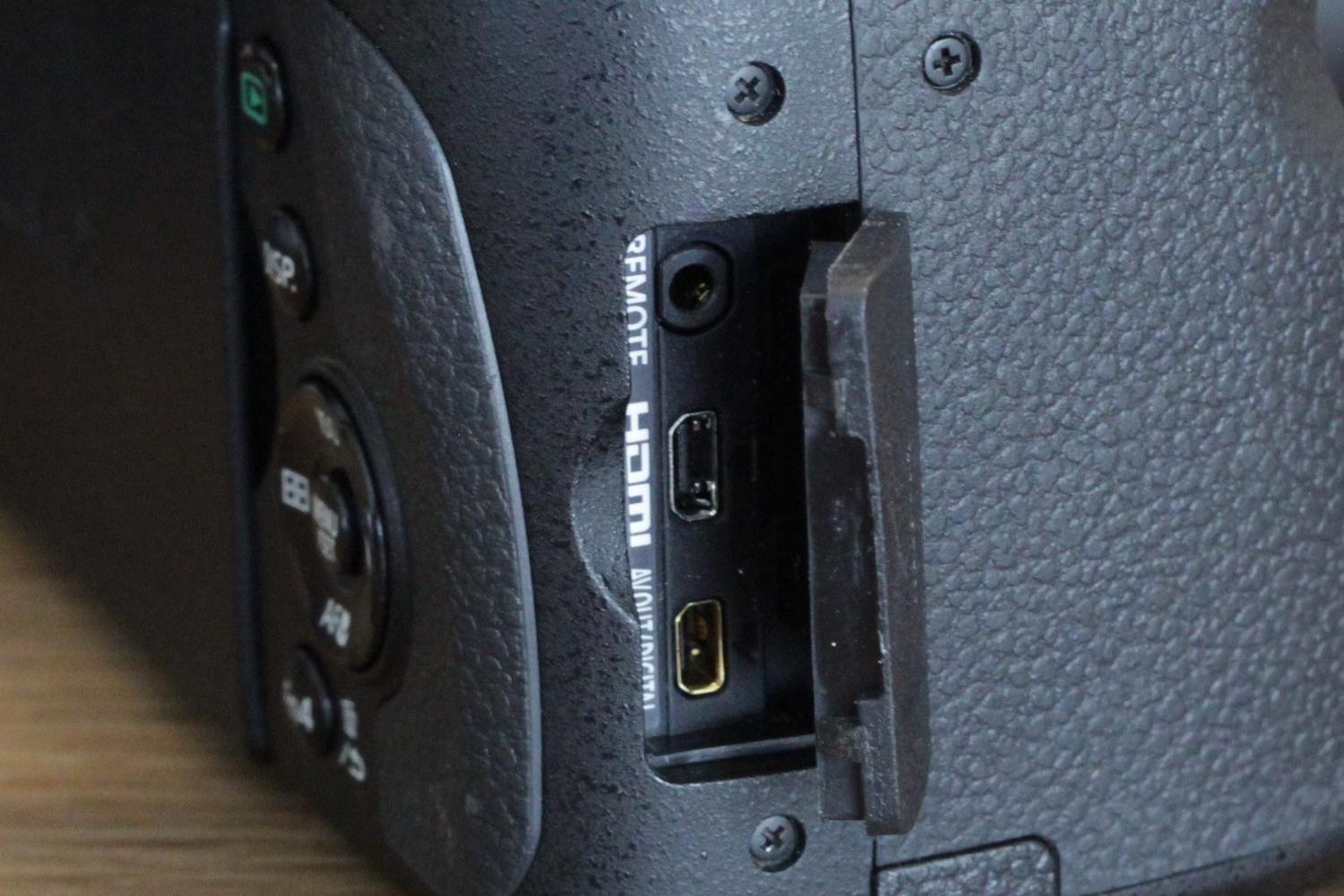panasonic introduces 4k capable lumix fz1000 bridge camera img 1315