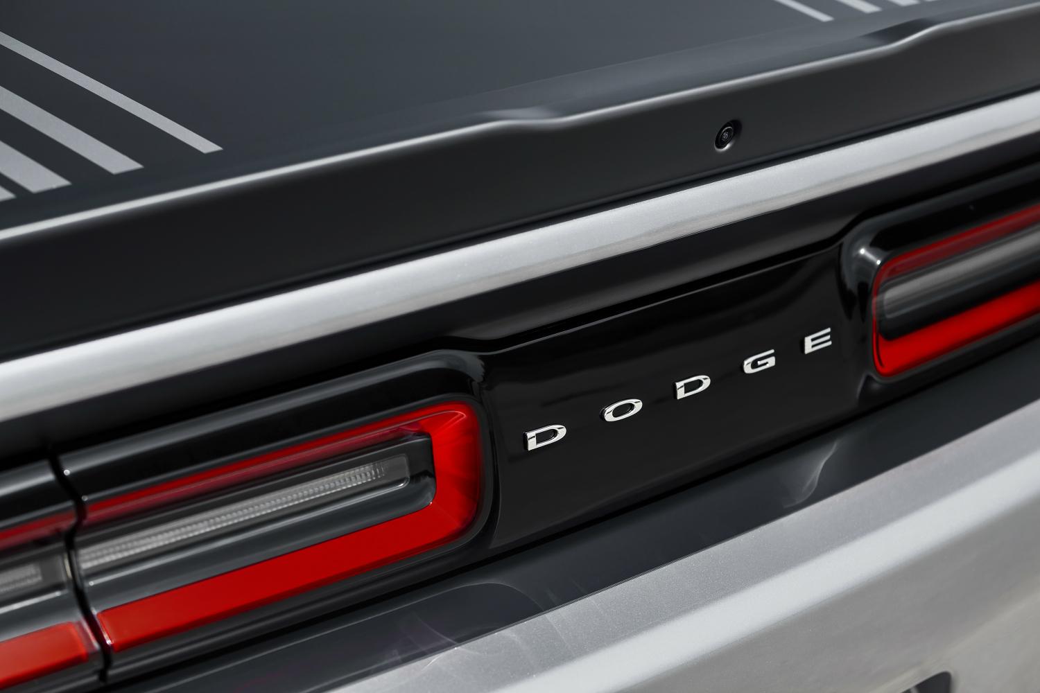 2015 Dodge Challenger 3