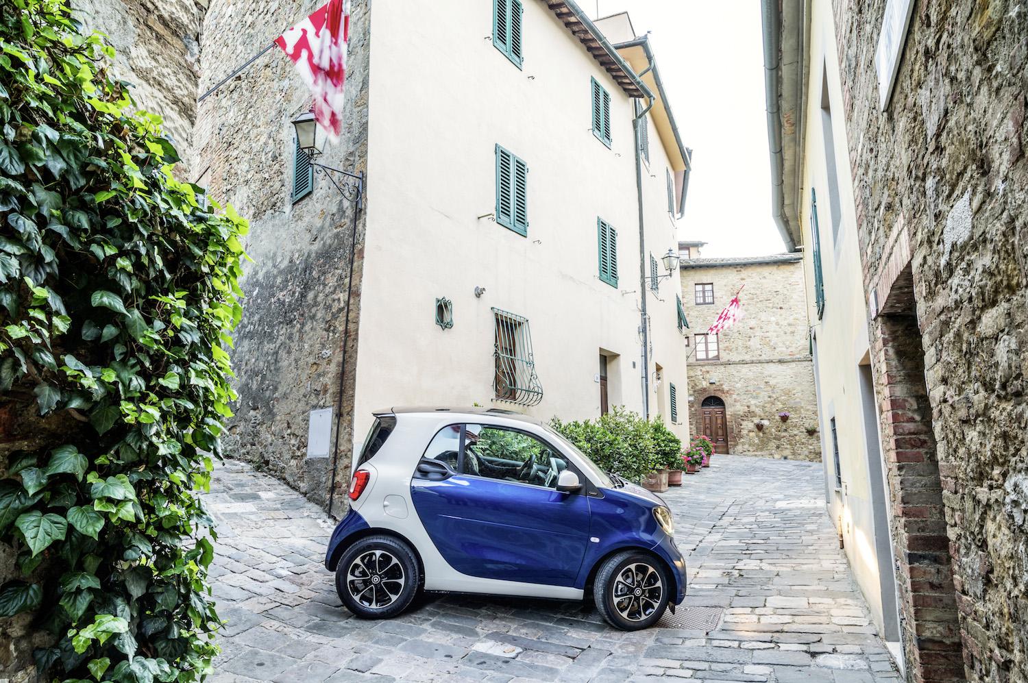 2016 smart fortwo  48