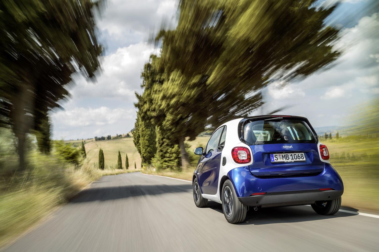 2016 smart fortwo  51