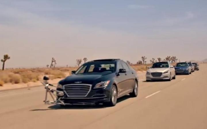 2015 Hyundai Genesis "Empty Car Convoy"