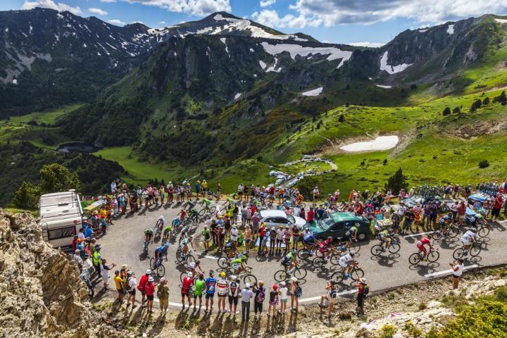 watch le tour de france online shutterstock 145244464