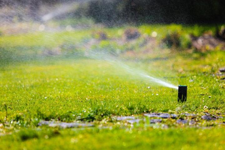 keep lawn looking lush hydros intelligent irrigation system sprinkler