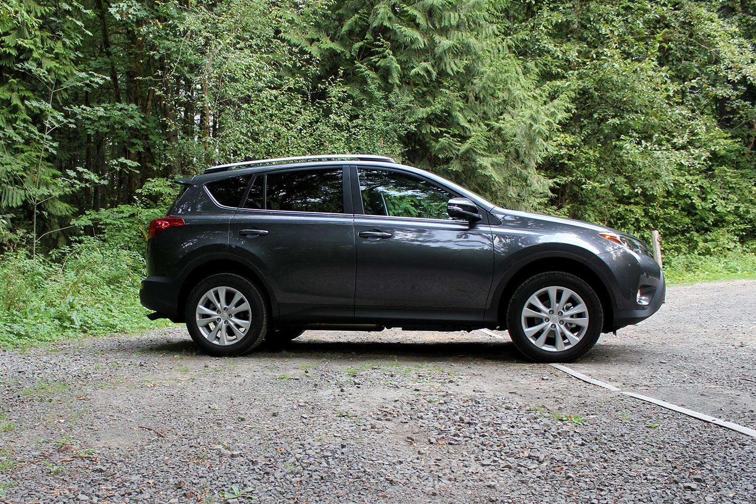 2014 Toyota Rav4 Rear 2014 Toyota Rav4 Limited review | Digital Trends