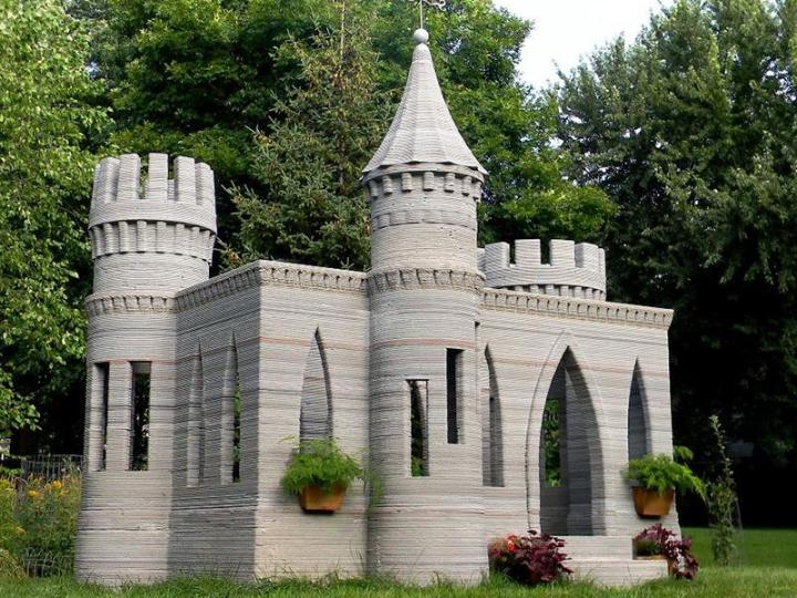 engineer builds 3d printed castle back garden