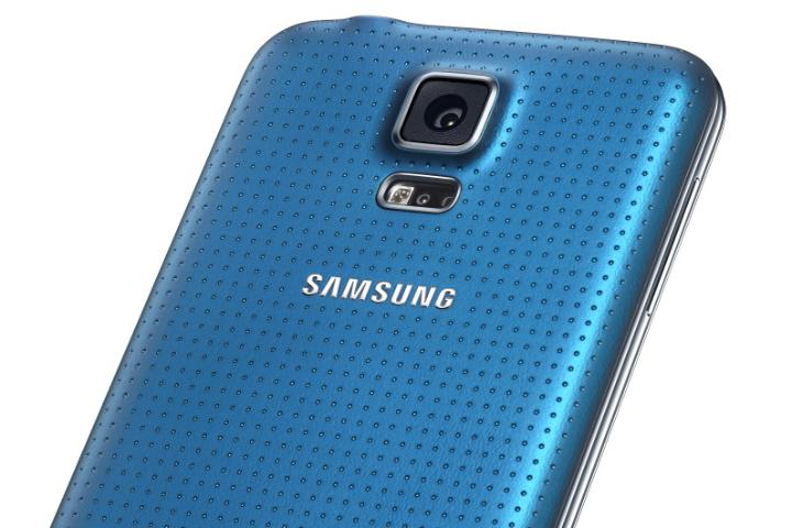 samsung designer talks about company problems galaxy s5 electric blue top