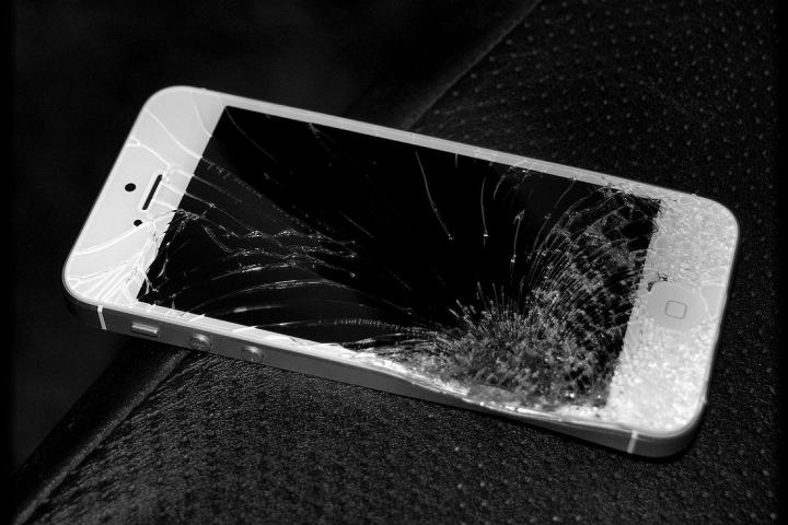 Broken iphone