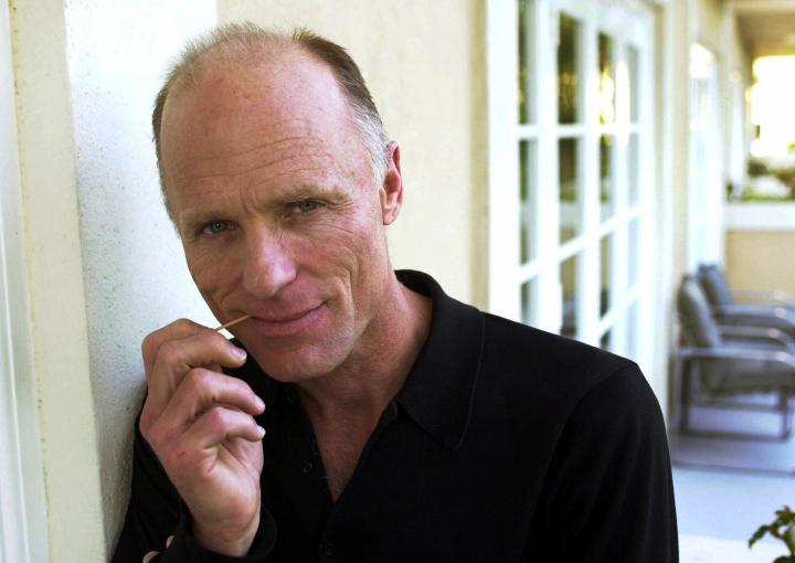 ed harris joins hbos westworld