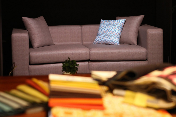 vizera projects stunningly lifelike fabric textures onto furniture