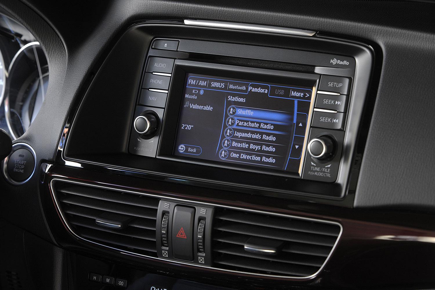 2015 Mazda Mazda 6 center console