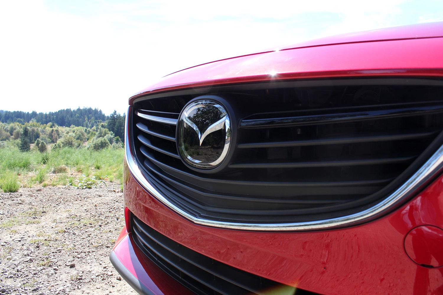 2015 Mazda Mazda 6 front grill