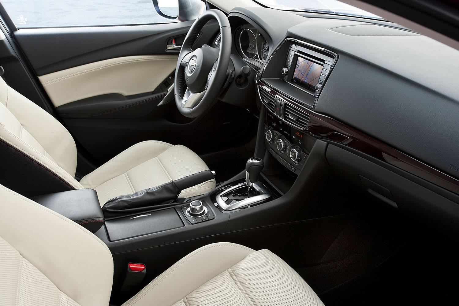 2015 Mazda Mazda 6 interior back