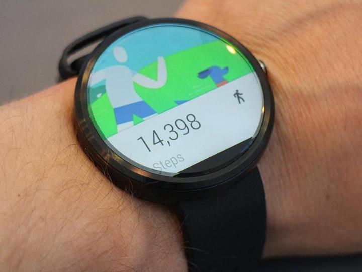android wear update will bring gps watch faces offline music arm