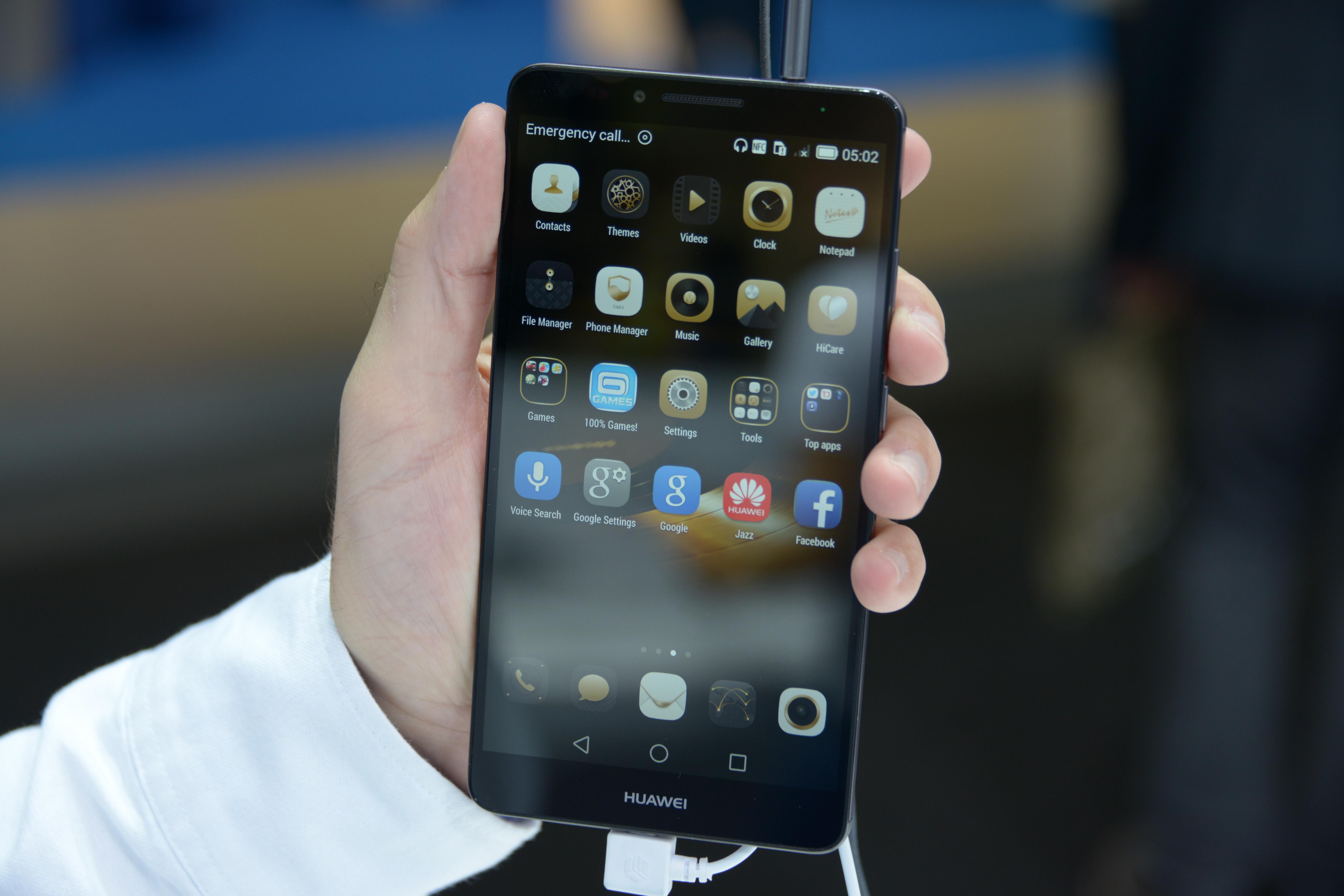 huawei ascend mate7 hands 3