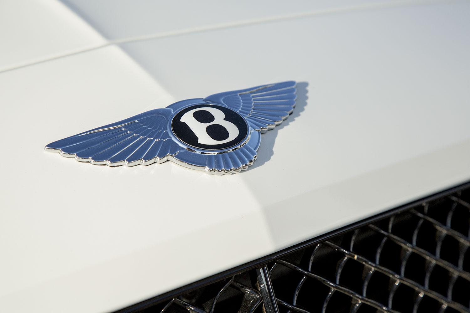 2015 Bentley Continental GT3-R Bentley logo