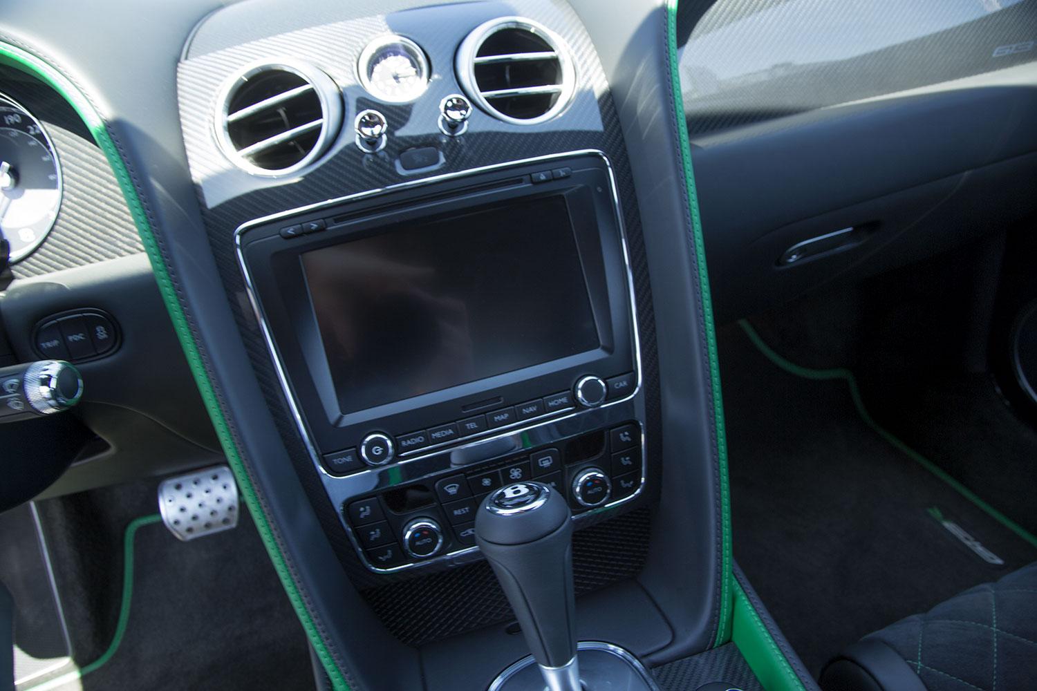 2015 Bentley Continental GT3-R center console