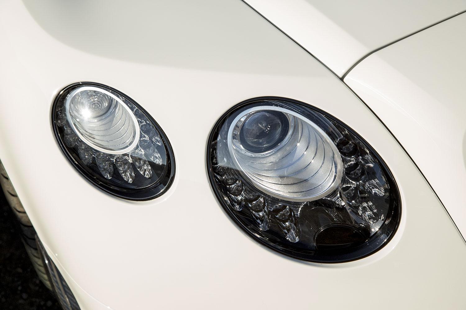 2015 Bentley Continental GT3-R headlights