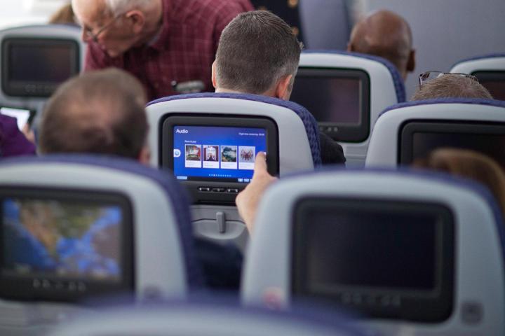 fbi say banned hacker actually commandeered a plane united airlines