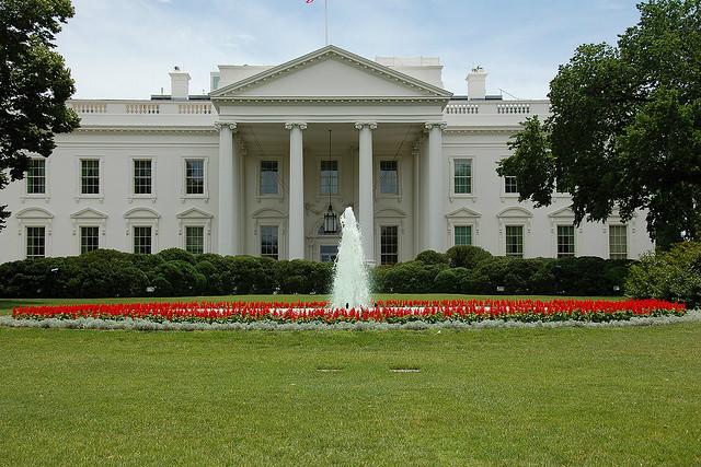 white house drone crash linked to drunken intelligence agency worker