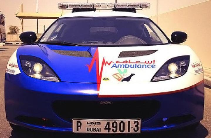 Dubai paramedic Lotus Evora