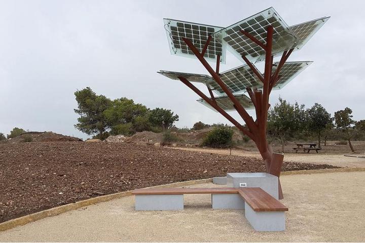 eTree solar tree Israel